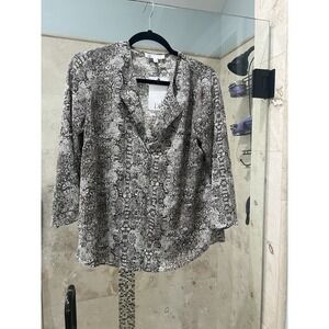 DR2 Womens V Neck Collar Snakeskin Print Career Blouse Gray White S NWT